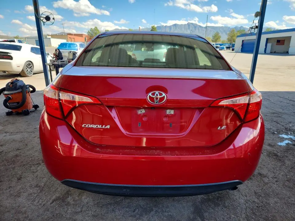 2018 TOYOTA COROLLA LE  