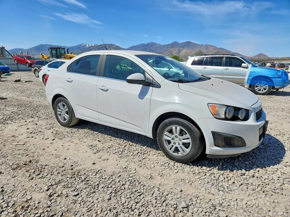2012 CHEVROLET SONIC LT  