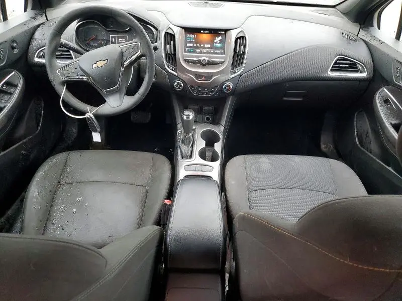 2017 CHEV CRUZE LT  