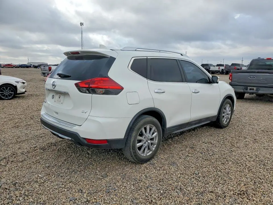 2017 NISSAN ROGUE SV  