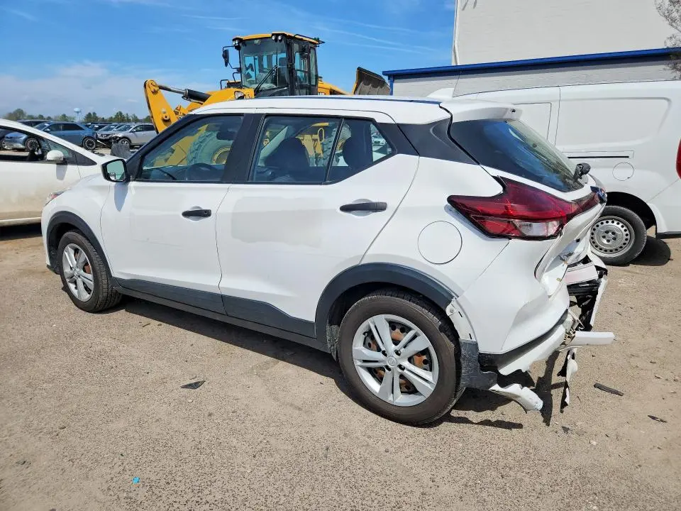2021 NISSAN KICKS S  