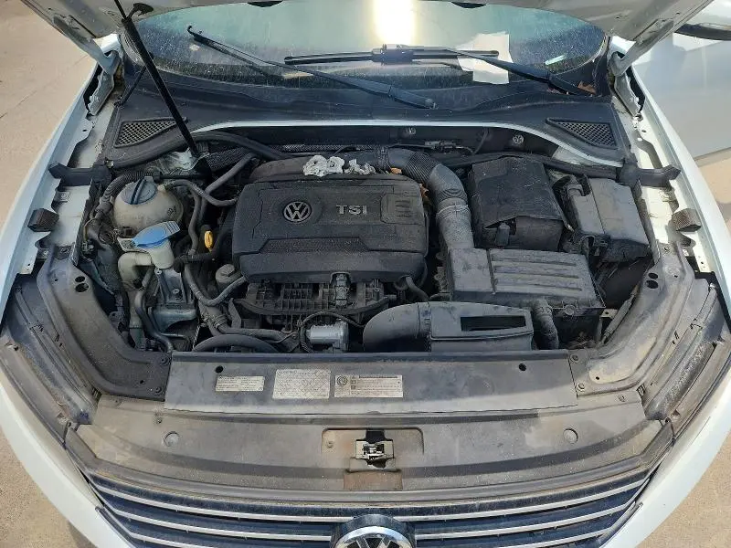 2016 VOLKSWAGEN PASSAT S  