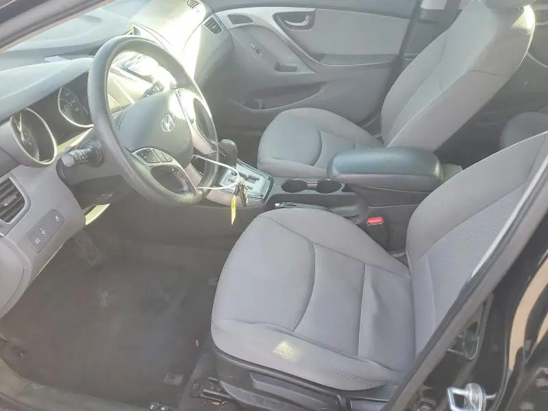2012 HYUNDAI ELANTRA GLS  