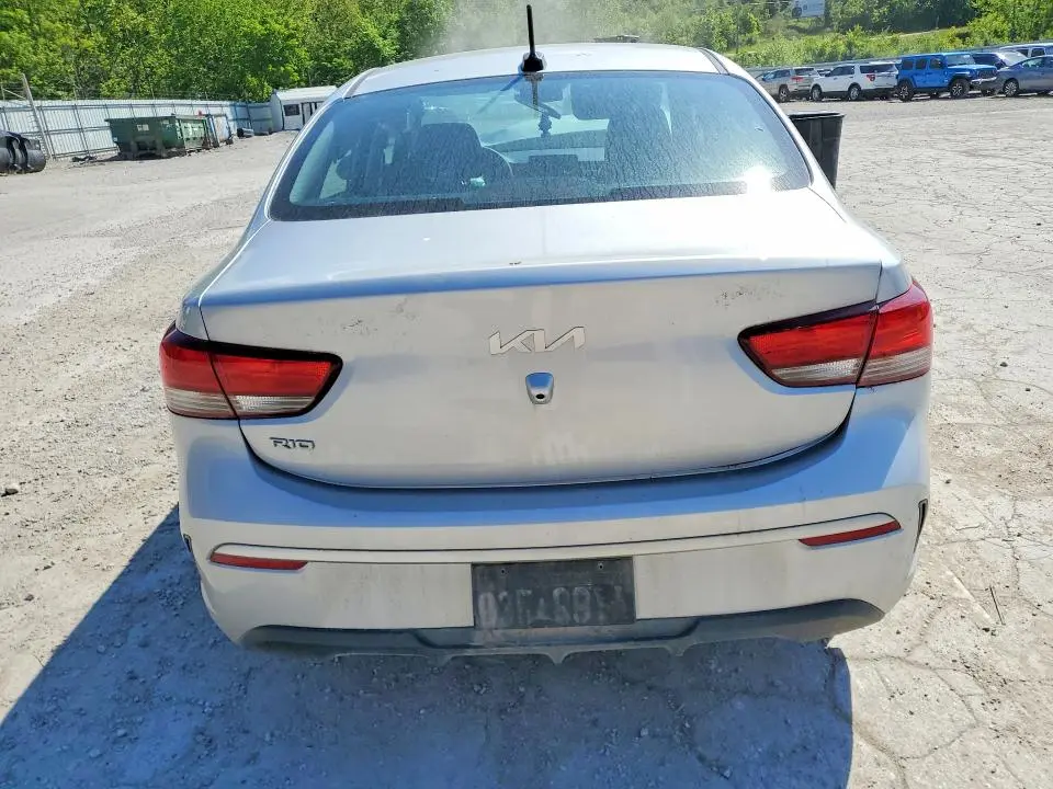 2023 KIA RIO LX  