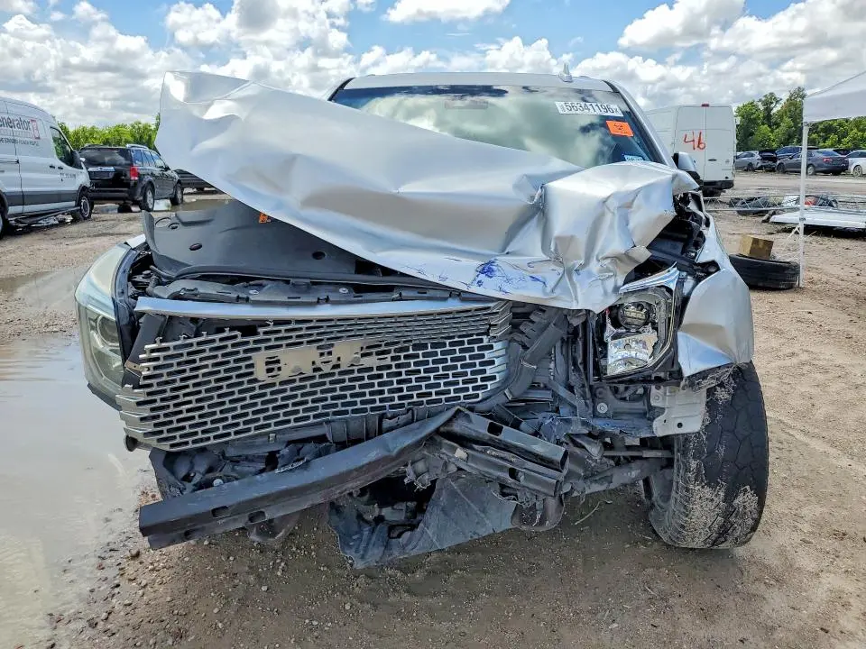 2017 GMC YUKON XL DENALI  