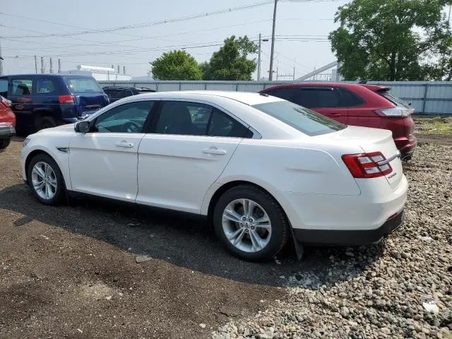 2017 FORD TAURUS SEL  