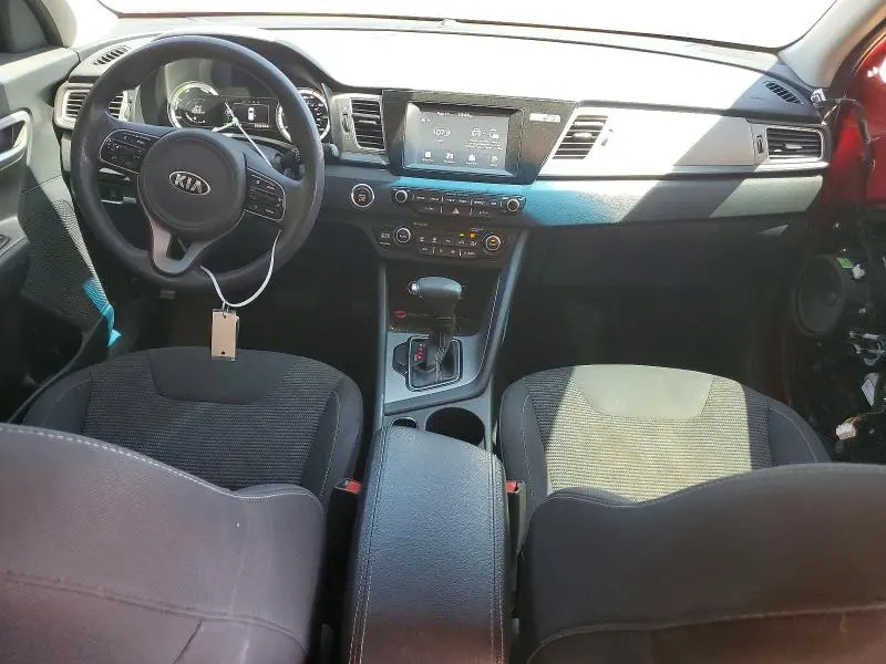 2017 KIA NIRO LX  