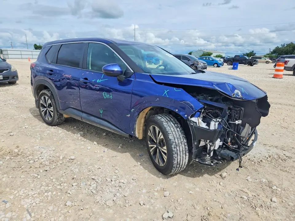 2022 NISSAN ROGUE SV  