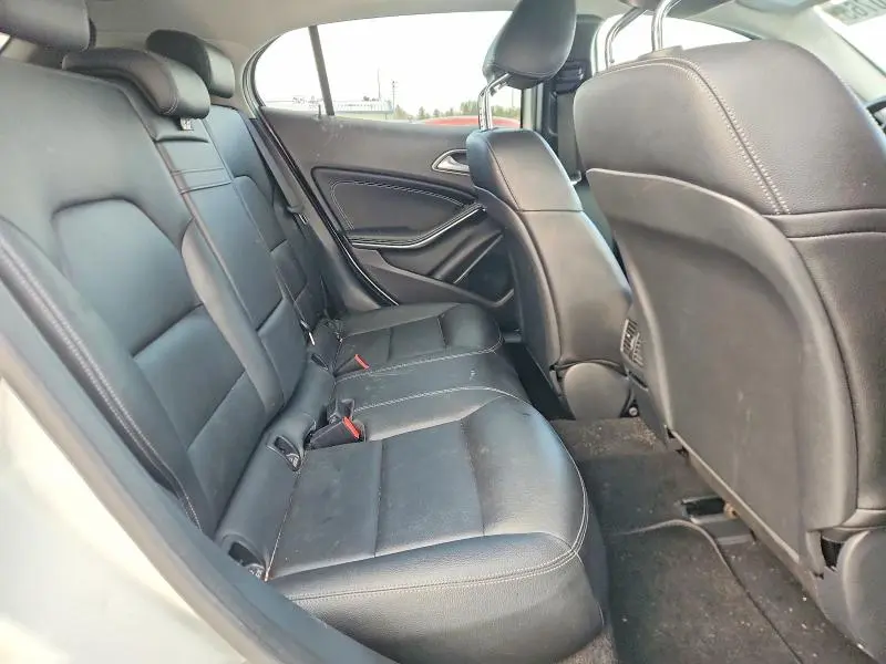 2015 MERCEDES-BENZ GLA 250 4MATIC  