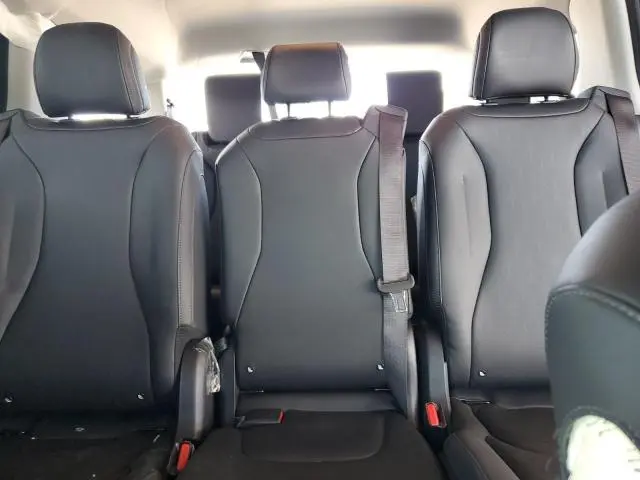 2025 KIA CARNIVAL LX  