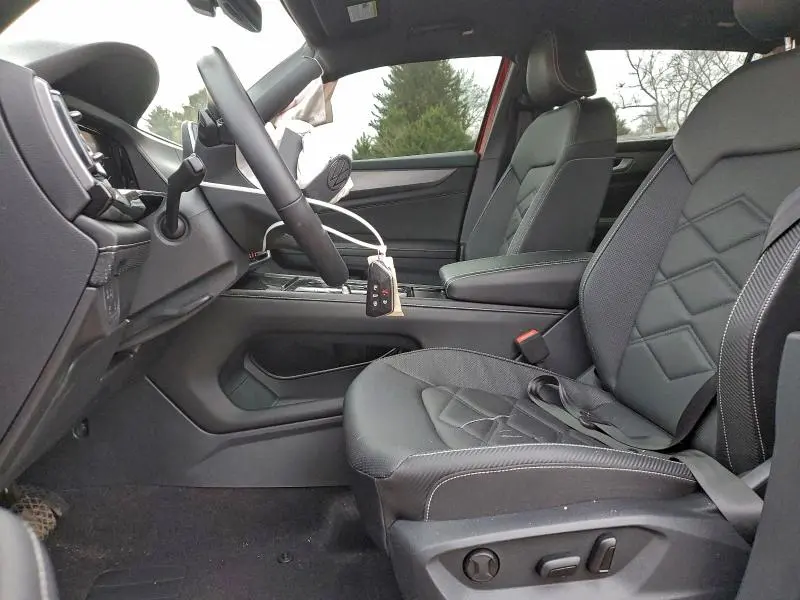 2024 VOLKSWAGEN ATLAS CROSS SPORT SE  