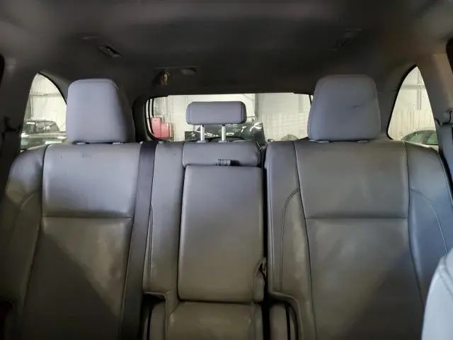 2014 TOYOTA HIGHLANDER XLE  