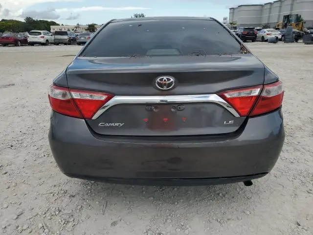 2016 TOYOTA CAMRY LE  