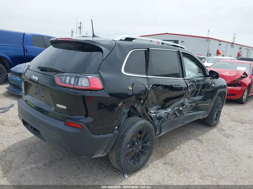 2019 JEEP CHEROKEE LATITUDE 4X4