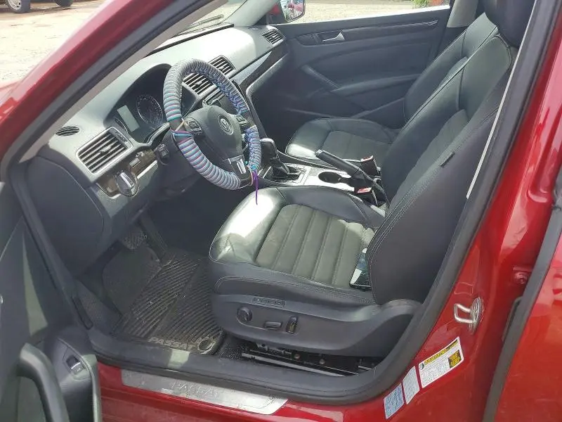 2015 VOLKSWAGEN PASSAT SEL  