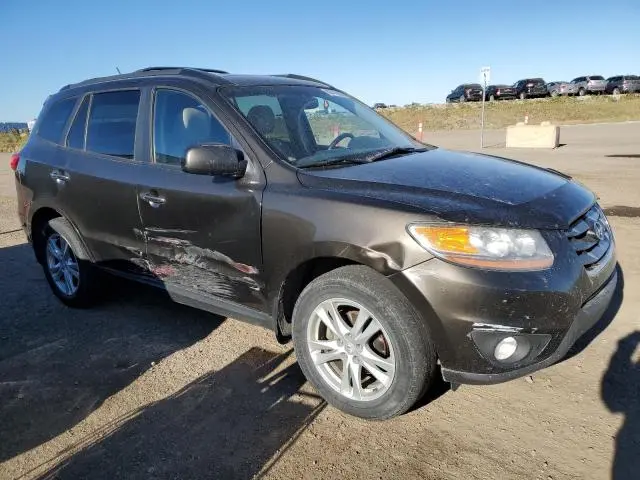 2011 HYUNDAI SANTA FE SE  