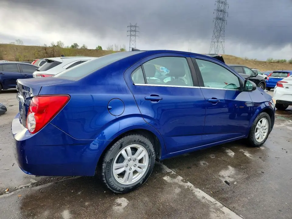 2013 CHEVROLET SONIC LT  