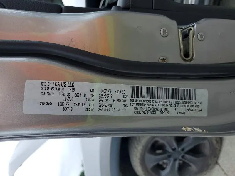 2019 JEEP COMPASS LATITUDE  