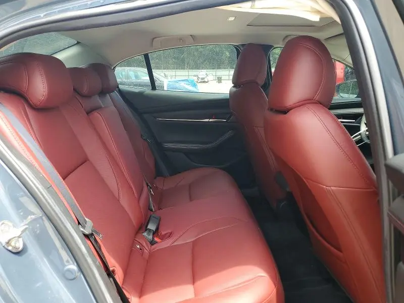 2024 MAZDA 3 PREFERRED  