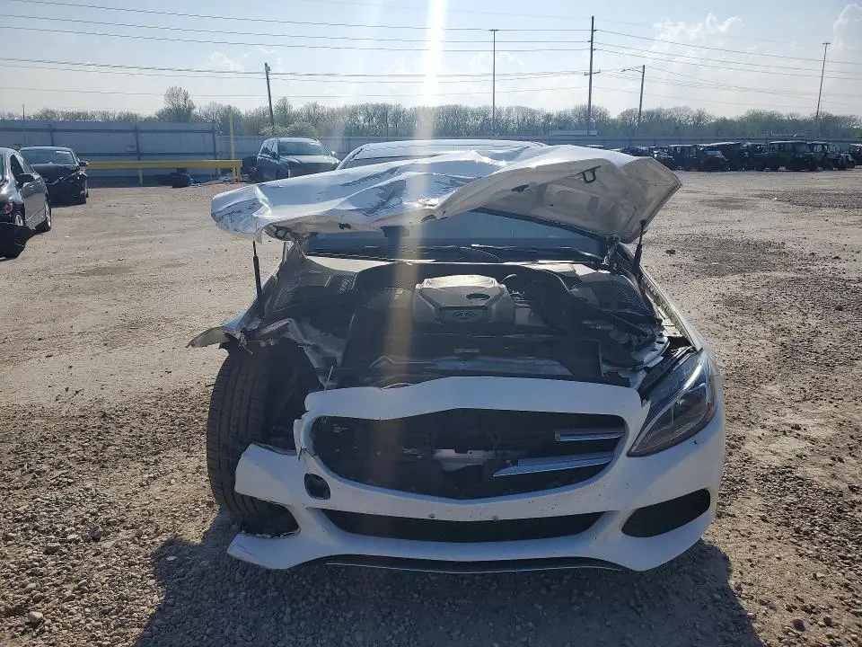 2016 MERCEDES-BENZ C 300  