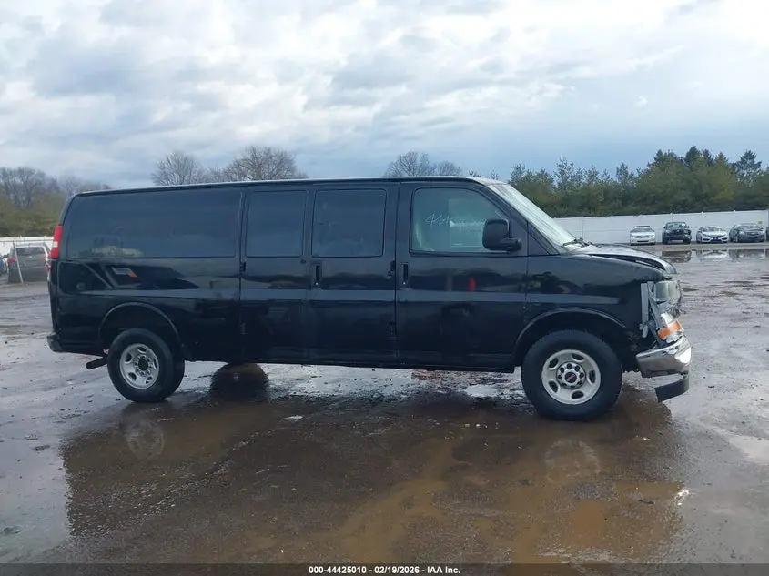 2017 GMC SAVANA 2500 WORK VAN