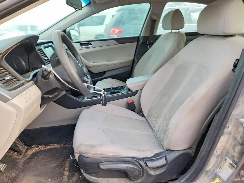 2019 HYUNDAI SONATA SE  