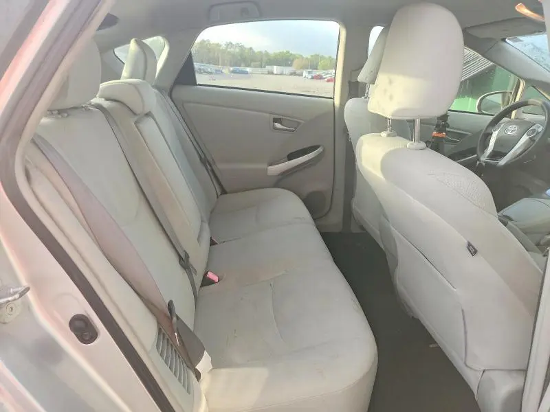 2013 TOYOTA PRIUS TWO  