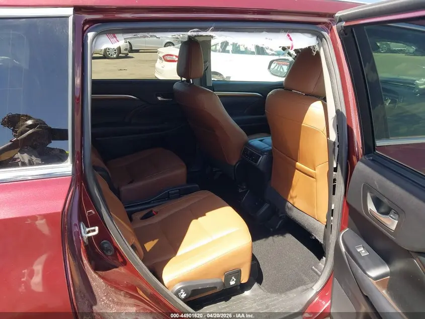 2017 TOYOTA HIGHLANDER LIMITED