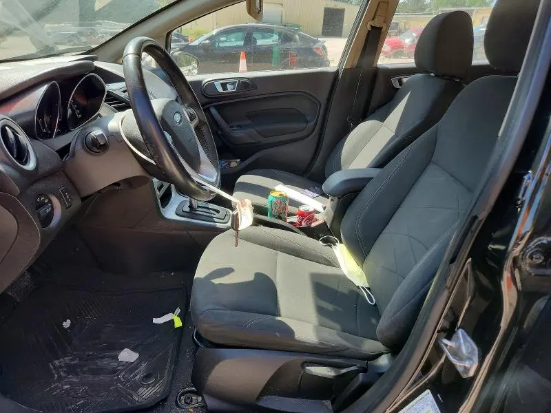 2015 FORD FIESTA SE  