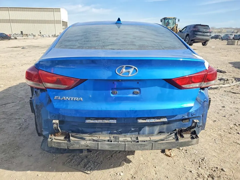 2017 HYUNDAI ELANTRA SE  