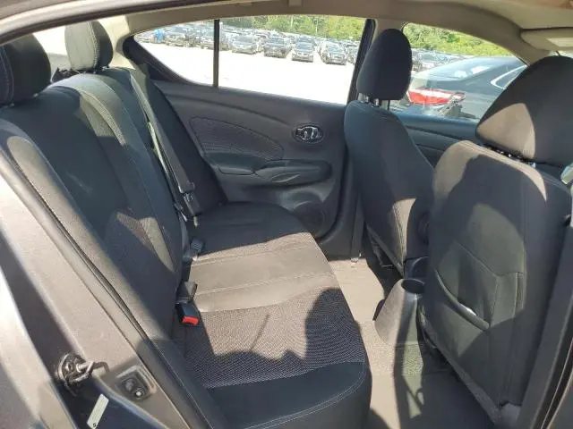 2019 NISSAN VERSA S  