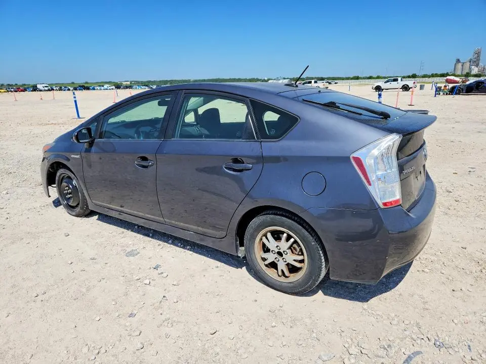 2011 TOYOTA PRIUS TWO  