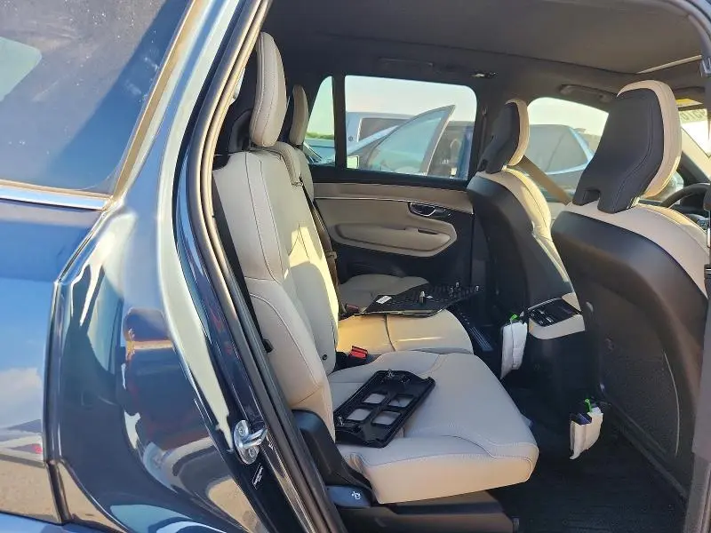 2026 VOLVO XC90 PLUS  