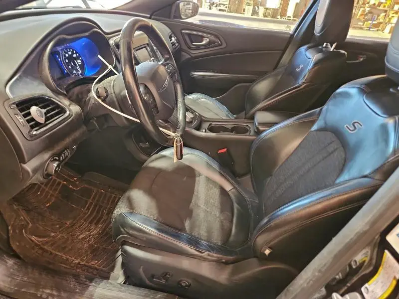 2016 CHRYSLER 200 S  