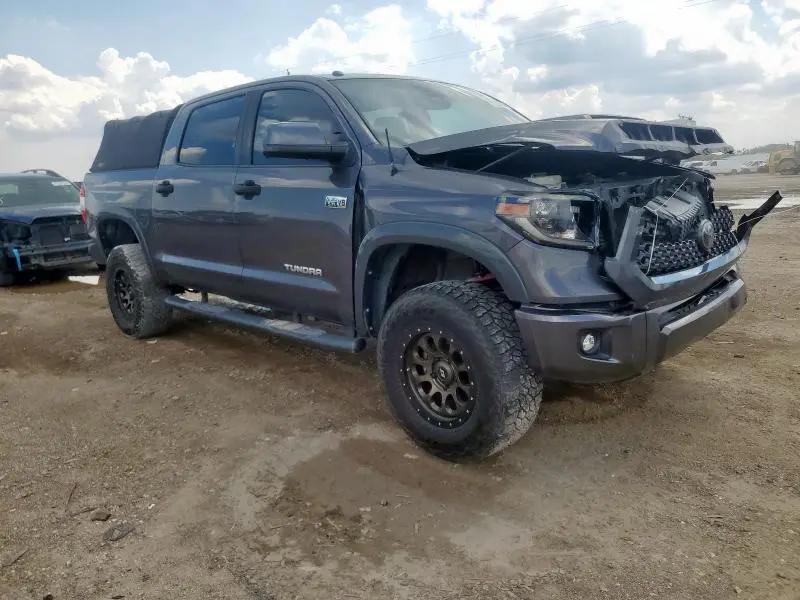 2019 TOYOTA TUNDRA CREWMAX SR5  