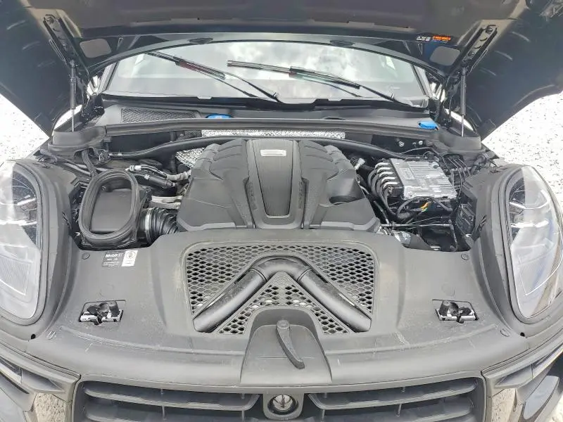 2025 PORSCHE MACAN S  