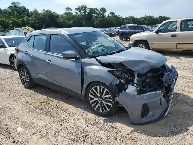 2021 NISSAN KICKS SV  