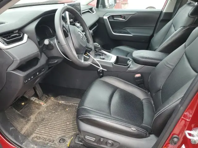 2024 TOYOTA RAV4 XLE  