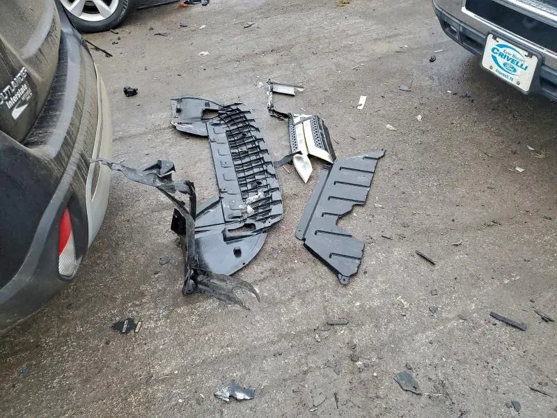 2020 MITSUBISHI OUTLANDER SE  