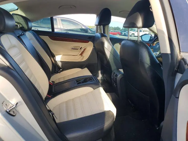 2010 VOLKSWAGEN CC SPORT  