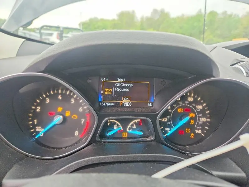 2017 FORD ESCAPE SE  