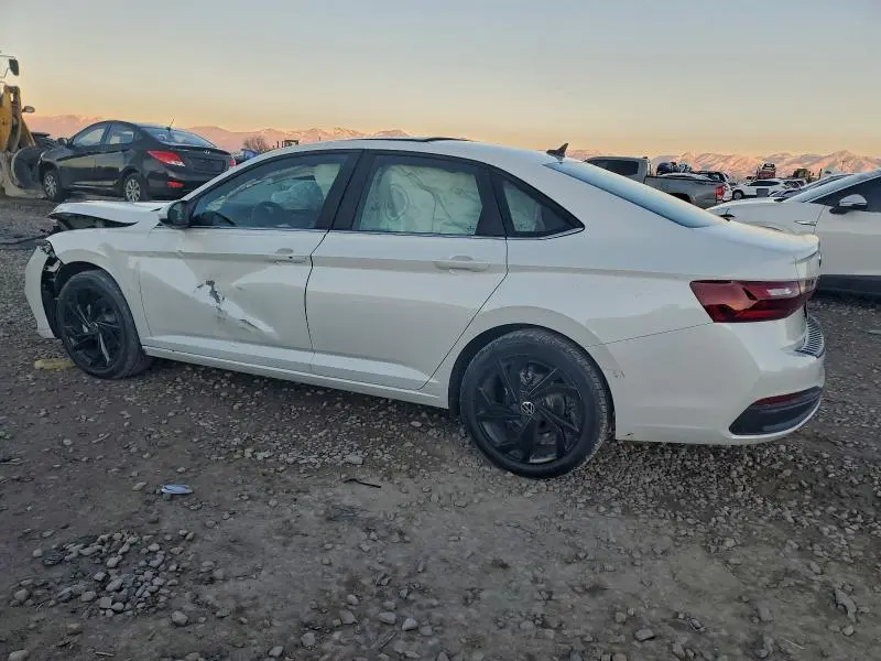 2025 VOLKSWAGEN JETTA SE  