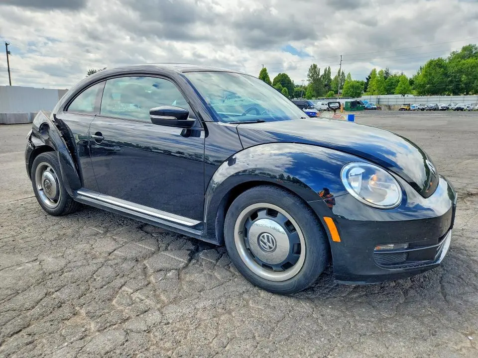 2012 VOLKSWAGEN BEETLE   