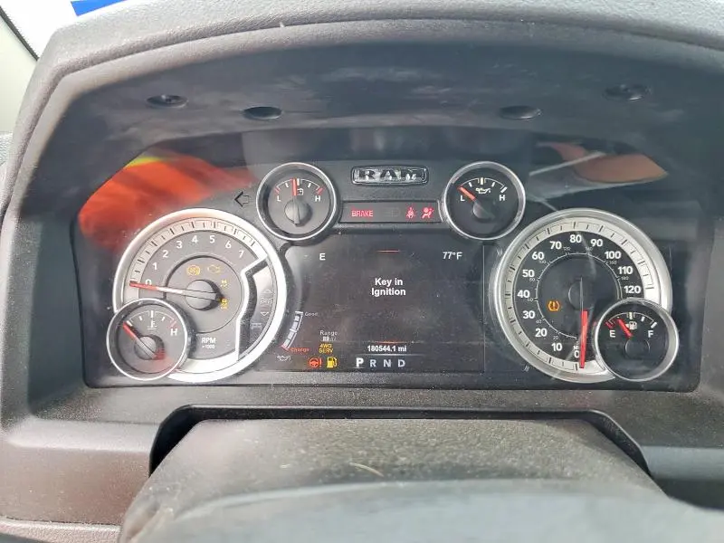 2015 RAM 1500 SLT  