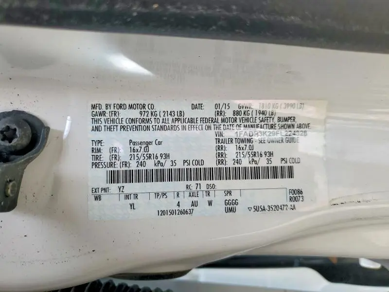 2015 FORD FOCUS SE  