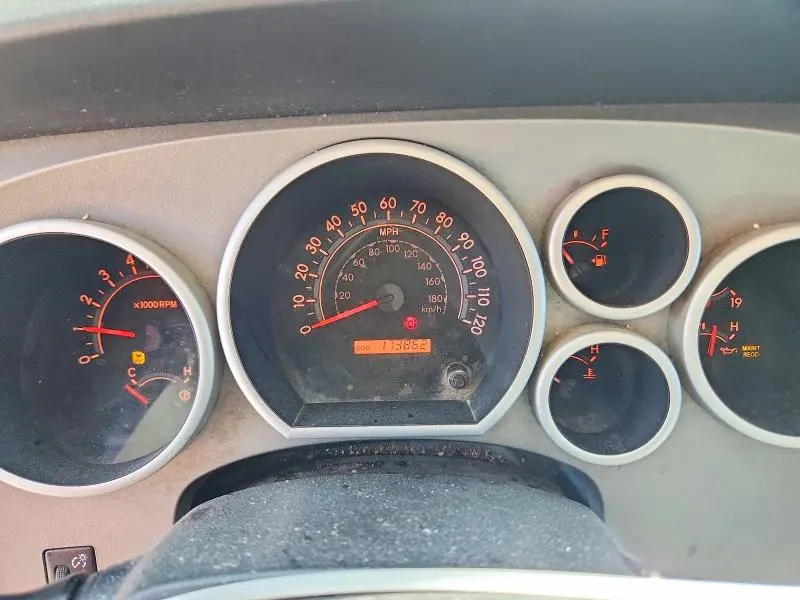 2010 TOYOTA TUNDRA CREWMAX SR5  
