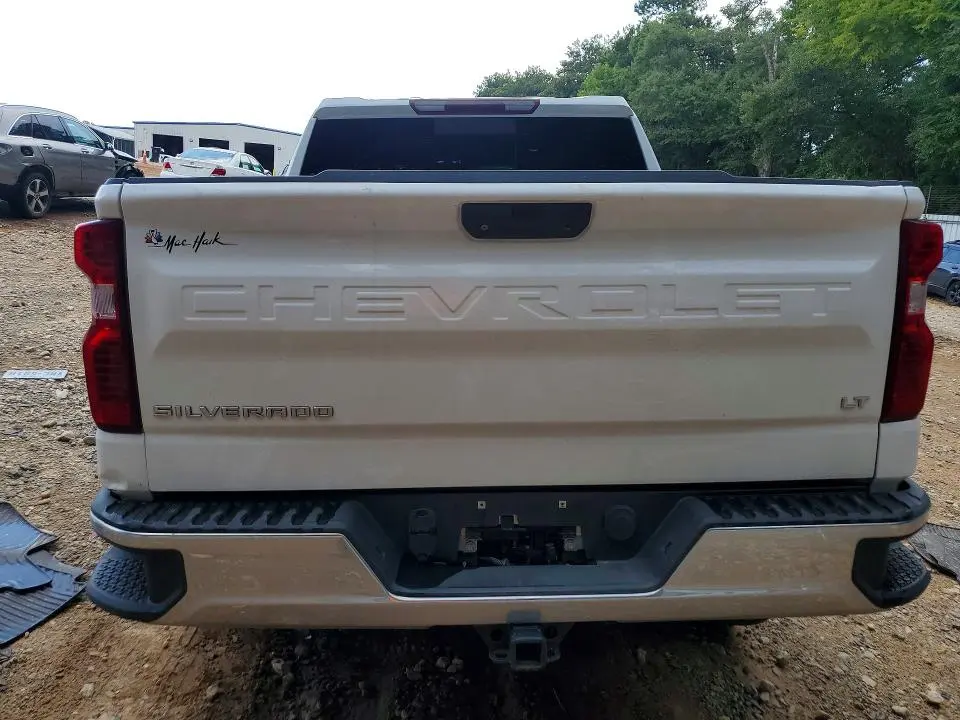 2019 CHEVROLET SILVERADO C1500 LT  