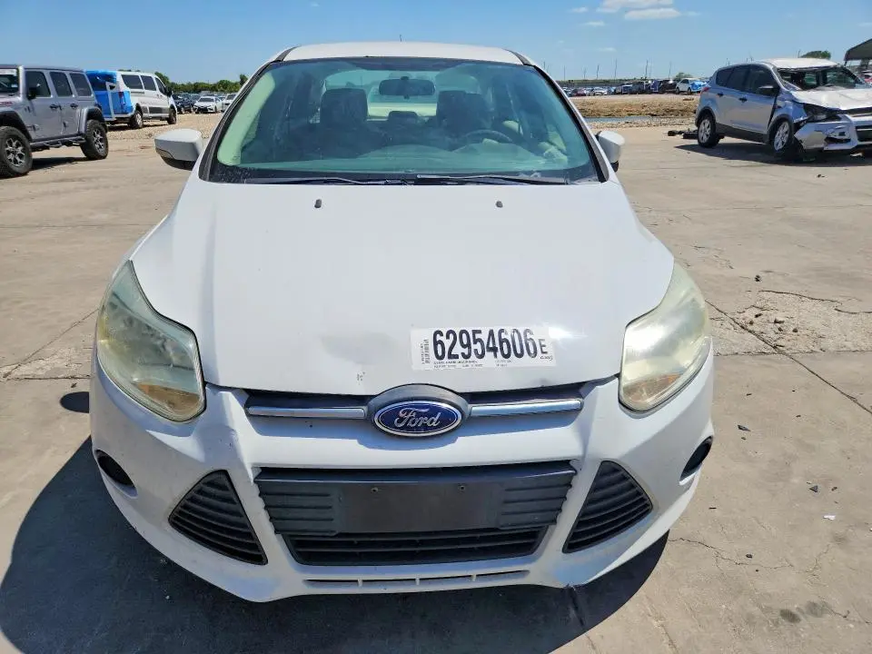 2014 FORD FOCUS SE  