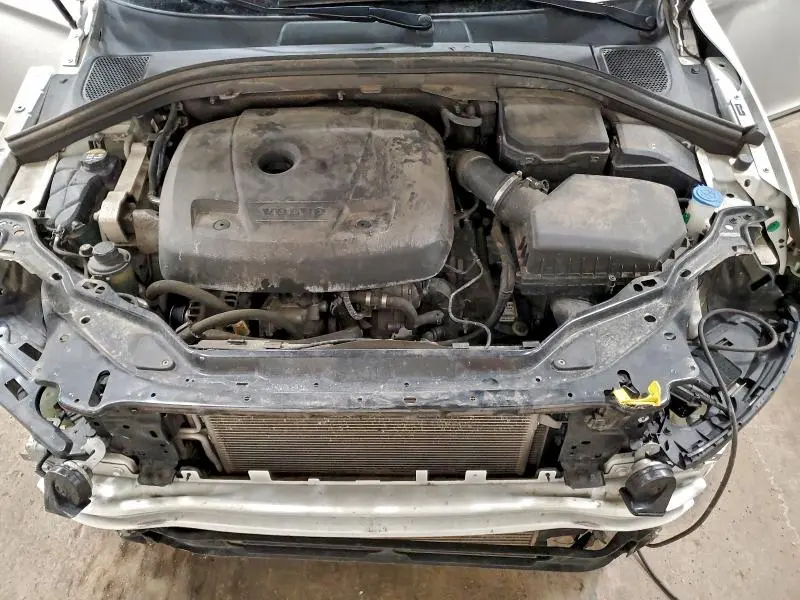 2017 VOLVO XC60 T5 INSCRIPTION  