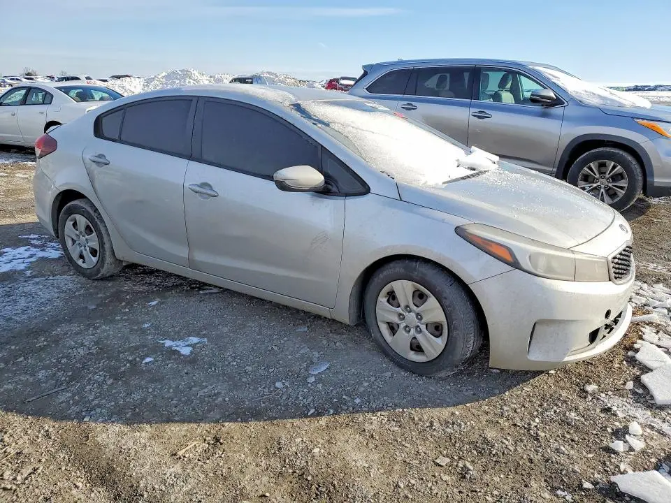 2018 KIA FORTE LX  